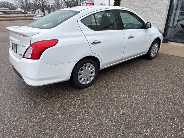 2015 Nissan Versa 1.6 S Sedan Automatic