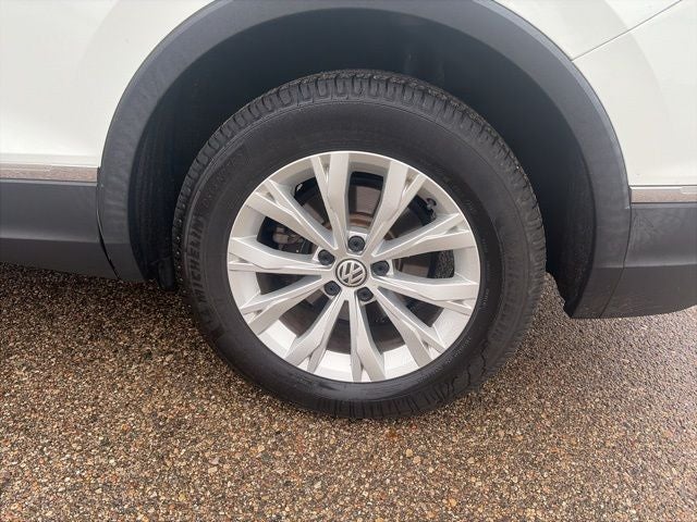 2018 Volkswagen Tiguan 2.0T SE FWD