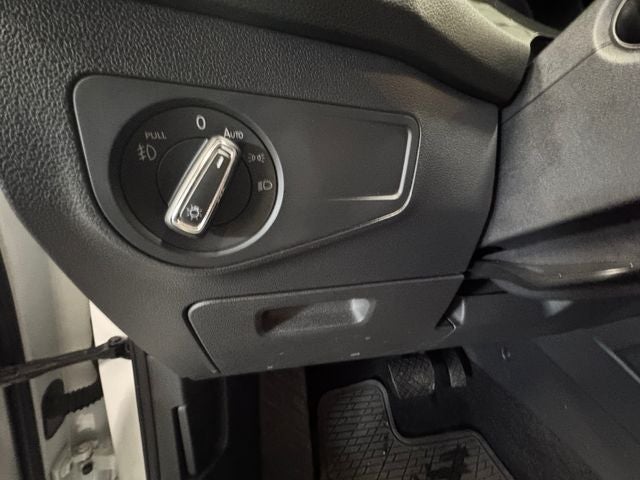 2018 Volkswagen Tiguan 2.0T SE FWD