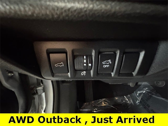 2022 Subaru Outback Premium 2.5 Liter AWD Automatic
