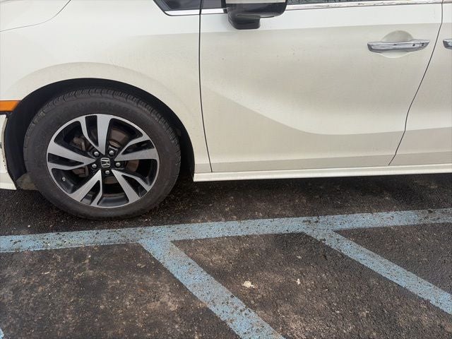 2018 Honda Odyssey Elite 3.5 Liter V6 8 Passenger 3rd Row Seating