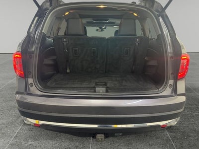 2017 Honda Pilot Elite 3.5 Liter V6 AWD 3rd Row Seating