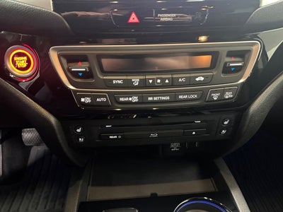 2017 Honda Pilot Elite 3.5 Liter V6 AWD 3rd Row Seating