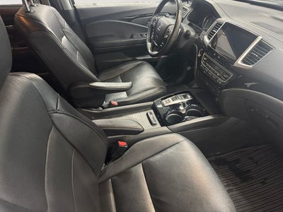 2017 Honda Pilot Elite 3.5 Liter V6 AWD 3rd Row Seating