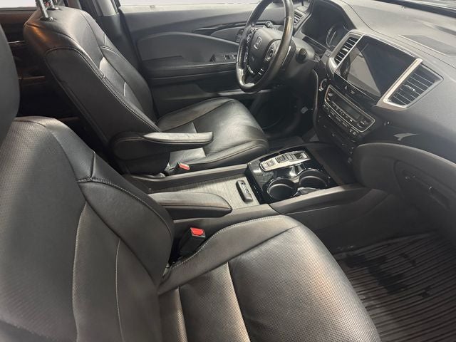 2017 Honda Pilot Elite 3.5 Liter V6 AWD 3rd Row Seating