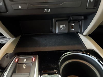 2022 Honda Pilot Touring 3.5 Liter V6 AWD 8 Passenger