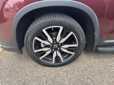 2022 Honda Pilot Touring 3.5 Liter V6 AWD 8 Passenger