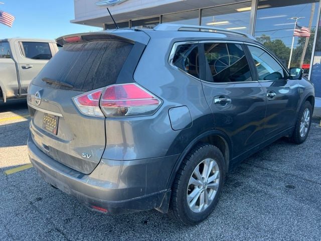 2016 Nissan Rogue SV 2.5 Liter FWD
