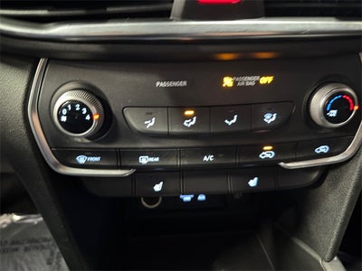 2020 Hyundai Santa Fe SEL 2.4 Liter AWD