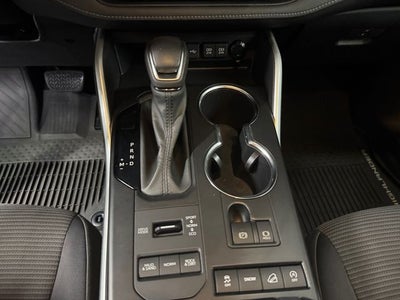 2020 Toyota Highlander LE 3.5 Liter V6 AWD 3rd Row Seating
