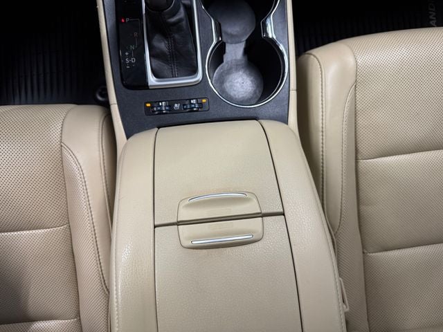 2016 Toyota Highlander Limited 3.5 Liter V6 AWD 3rd Row Seating