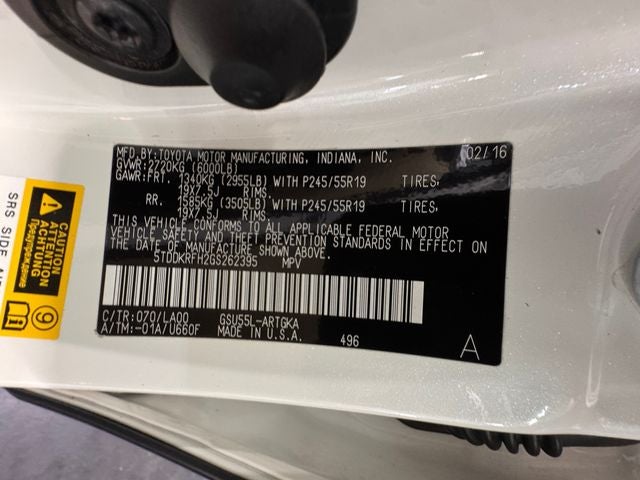 2016 Toyota Highlander Limited 3.5 Liter V6 AWD 3rd Row Seating