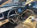 2016 Toyota Highlander Limited 3.5 Liter V6 AWD 3rd Row Seating