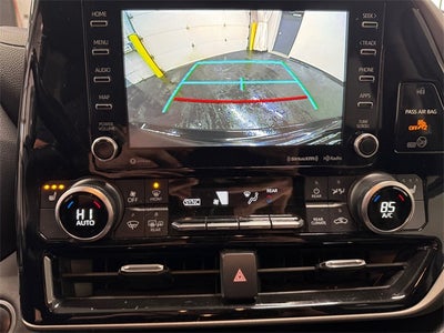 2021 Toyota Highlander XLE 3.5 Liter V6 AWD 3rd Row Seating