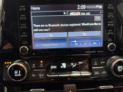 2021 Toyota Highlander XLE 3.5 Liter V6 AWD 3rd Row Seating