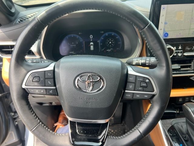 2023 Toyota Highlander Platinum 2.4 Liter Turbocharged FWD
