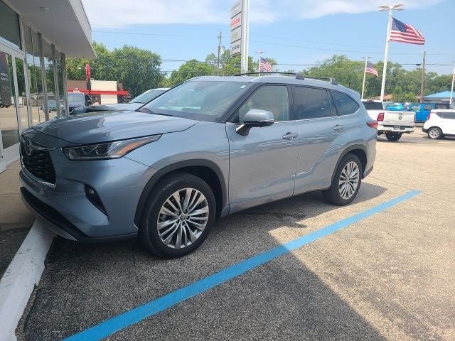 2023 Toyota Highlander Platinum 2.4 Liter Turbocharged FWD