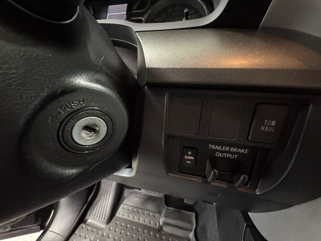 2020 Toyota Tundra SR5 5.7 Liter V8 i-Force CrewMax 4WD