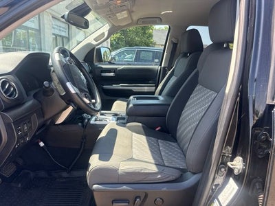 2020 Toyota Tundra SR5 5.7 Liter V8 i-Force CrewMax 4WD