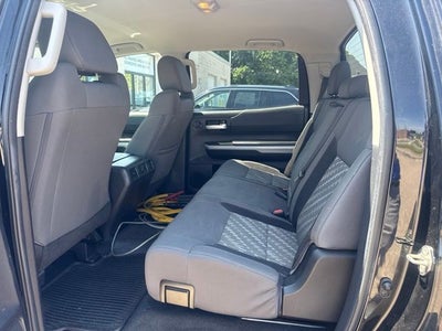 2020 Toyota Tundra SR5 5.7 Liter V8 i-Force CrewMax 4WD