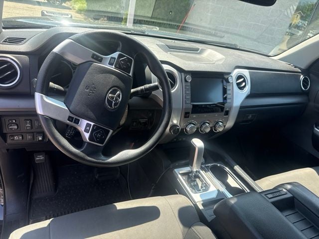 2020 Toyota Tundra SR5 5.7 Liter V8 i-Force CrewMax 4WD