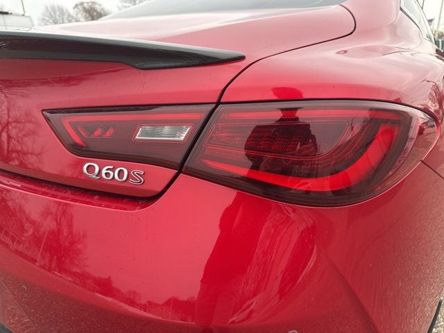 2017 INFINITI Q60 Red Sport 400 3.0 Liter V6 2D Coupe AWD Automatic