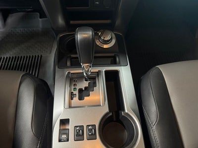 2022 Toyota 4Runner SR5 Premium 4.0 Liter V6 4WD