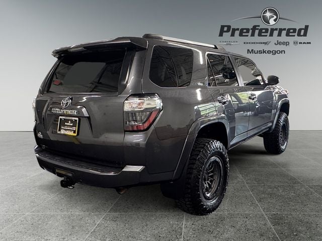 2022 Toyota 4Runner SR5 Premium 4.0 Liter V6 4WD
