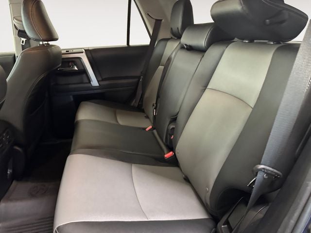 2021 Toyota 4Runner SR5 Premium 4.0 Liter V6 4WD