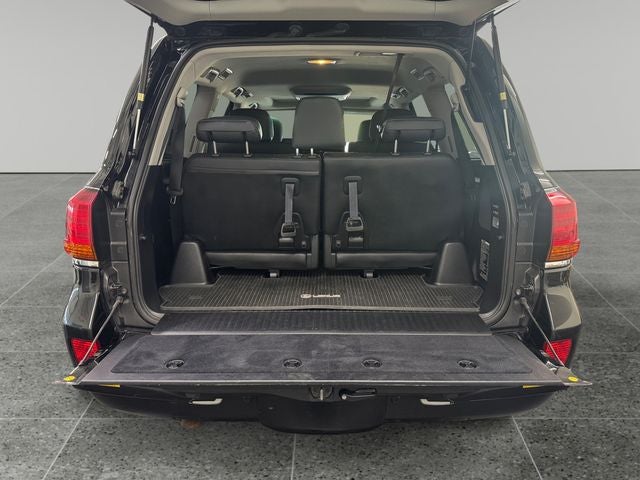2011 Lexus LX 570 5.7 Liter V8 4WD