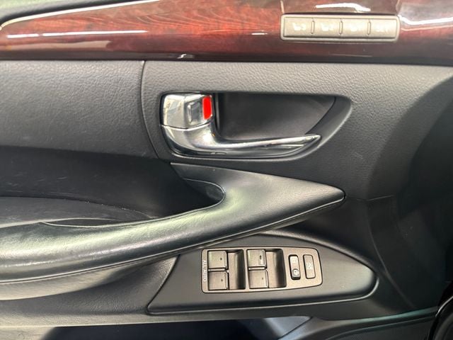 2011 Lexus LX 570 5.7 Liter V8 4WD