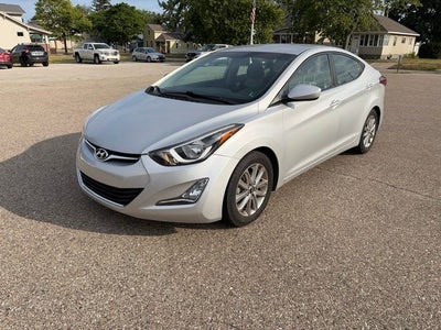 2015 Hyundai Elantra SE 1.8 Liter Sedan Automatic