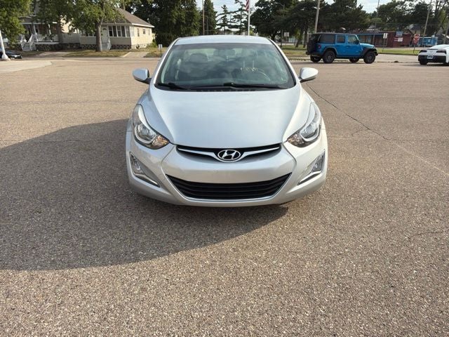 2015 Hyundai Elantra SE 1.8 Liter Sedan Automatic