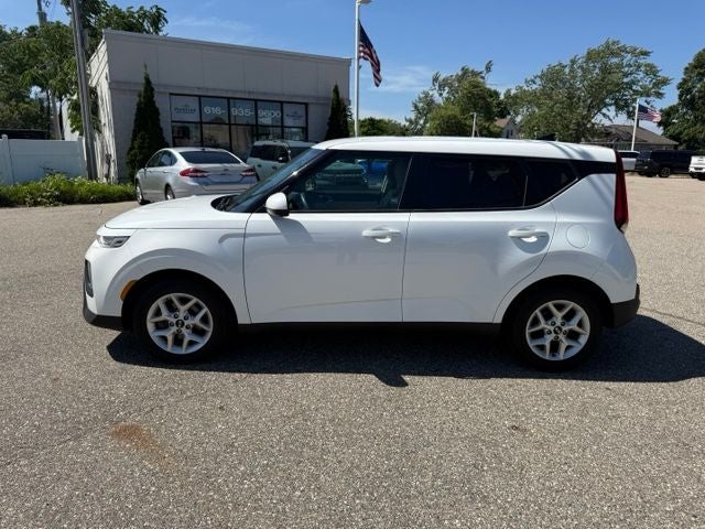 2020 Kia Soul S 2.0 Liter 4D Hatchback Automatic