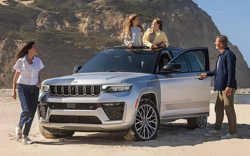 Jeep Grand Cherokee Exterior